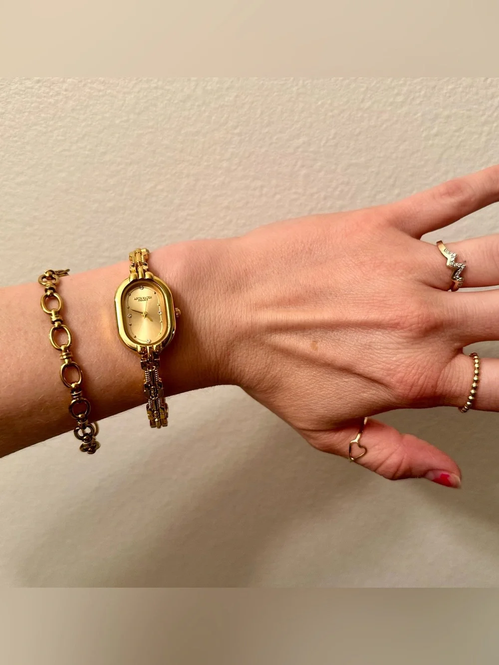 Vintage-inspired Dainty Gold Bracelet Watch